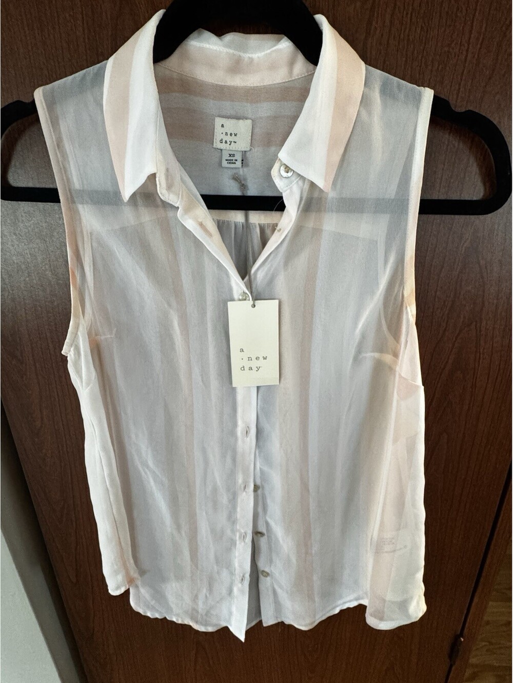 A New Day Womens XS Sleeveless Button Down Blouse White Blush Stripe NWT Target